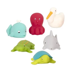 Ensemble d’amis de bain de la mer