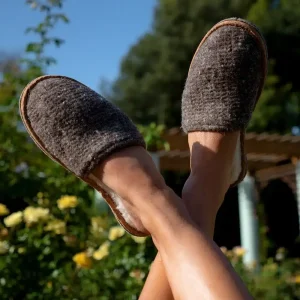 Pantoufle bio La chocolatée en laine de mouton noir unisex grande taille jusqu&rsquo;au 47